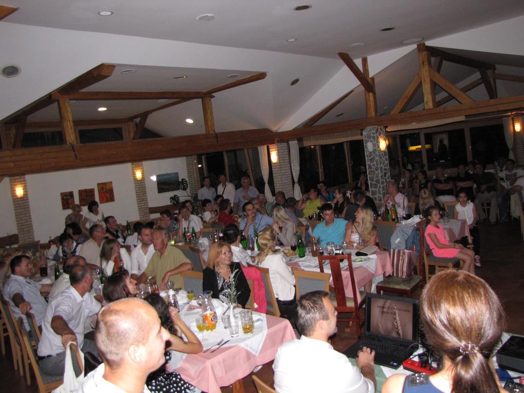 שמריישקה טופליצה Guesthouse Zorko Gostilna Domen מראה חיצוני תמונה